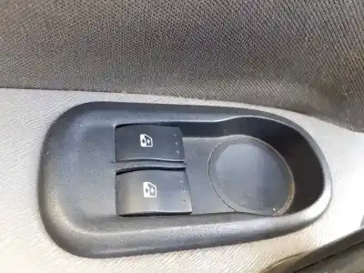 Veicolo di demolizione renault kangoo expression dell'anno 2008 alimentato k9kc8