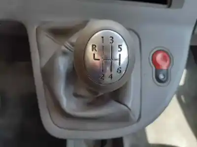 Veicolo di demolizione renault kangoo expression dell'anno 2008 alimentato k9kc8