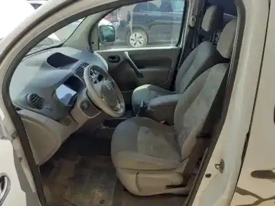 Veicolo di demolizione renault kangoo expression dell'anno 2008 alimentato k9kc8