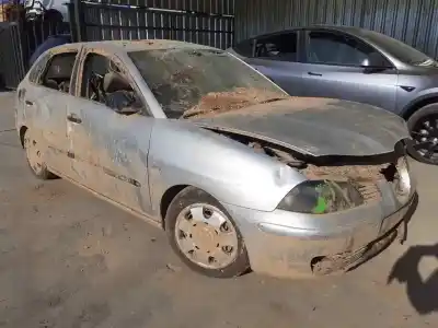 Veicolo di demolizione seat ibiza (6l1) signo dell'anno 2003 alimentato atd