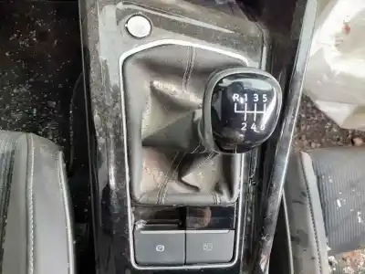 Scrapping Vehicle volkswagen golf viii lim. (cd1) r-line of the year 2023 powered dpc