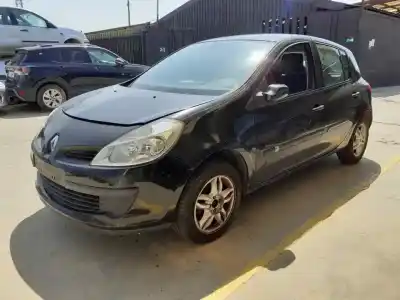 Veicolo di demolizione renault clio iii imusic confort dynamique dell'anno 2006 alimentato k4jg7