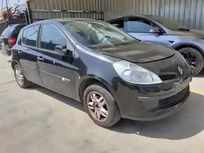 Veicolo di demolizione renault clio iii imusic confort dynamique dell'anno 2006 alimentato k4jg7