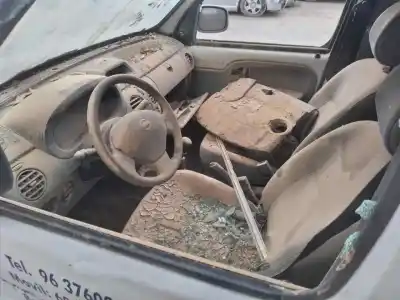 Veículo de Sucata nissan kubistar (x76) premium (l1) do ano 2006 alimentado k9k722