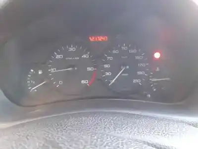 Vehicul casat peugeot 206 berlina xr al anului 2001 alimentat wjy