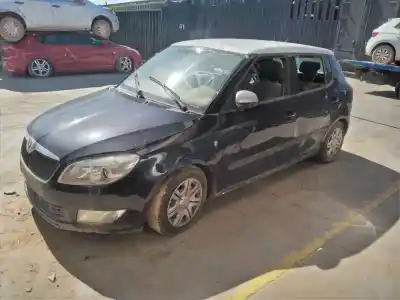 Veículo de Sucata skoda fabia (5j2 ) active do ano 2012 alimentado 