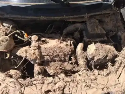 Veículo de Sucata skoda fabia (5j2 ) active do ano 2012 alimentado 