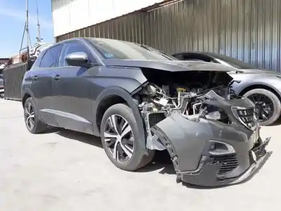 Véhicule à la ferraille peugeot                                            3008                                                                                                                                                                                                                                                       allure                                                                                                                                                                                                                                                     de l'année 2018 alimenté bh01 // bhz