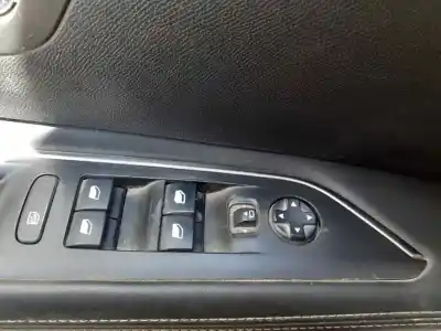 Véhicule à la ferraille peugeot                                            3008                                                                                                                                                                                                                                                       allure                                                                                                                                                                                                                                                     de l'année 2018 alimenté bh01 // bhz