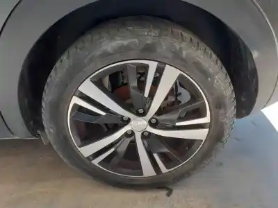 Véhicule à la ferraille peugeot                                            3008                                                                                                                                                                                                                                                       allure                                                                                                                                                                                                                                                     de l'année 2018 alimenté bh01 // bhz