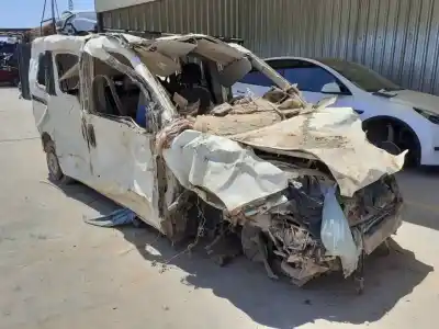 Veículo de Sucata fiat doblo active do ano 2014 alimentado 263a2000