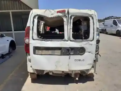 Veículo de Sucata fiat doblo active do ano 2014 alimentado 263a2000