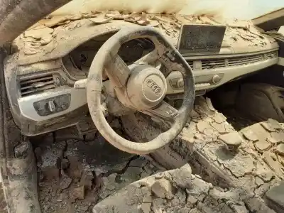 Veículo de Sucata audi a5 sportback (f5a) sport do ano 2021 alimentado det