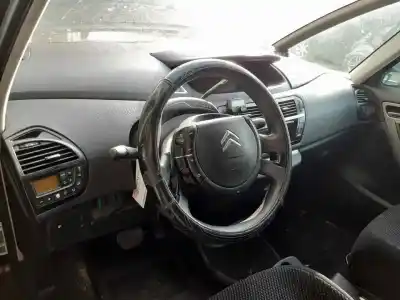 Scrapping Vehicle citroen c4 picasso sx of the year 2007 powered 9hz