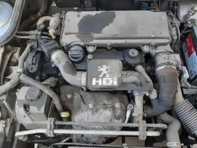 Sloopvoertuig peugeot 206 berlina x-line van het jaar 2005 aangedreven 8hz