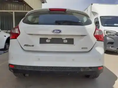 Sloopvoertuig ford focus lim. (cb8) edition van het jaar 2014 aangedreven m1da