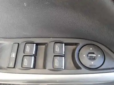 Sloopvoertuig ford focus lim. (cb8) edition van het jaar 2014 aangedreven m1da