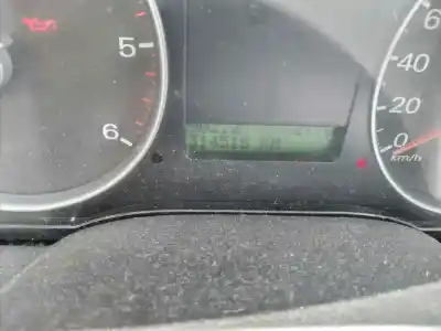 Здавання транспортного засобу ford                                               focus c-max (cap)                                                                                                                                                                                                                                          ambiente (d) року 2003 потужний gbda