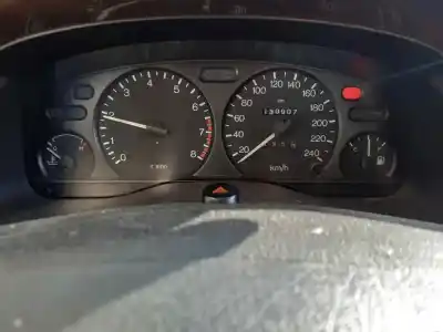 Sloopvoertuig ford mondeo berlina (gd) ghia van het jaar 1999 aangedreven ngd