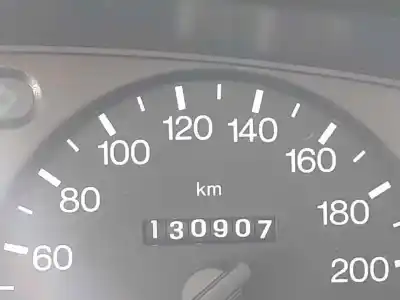 Sloopvoertuig ford mondeo berlina (gd) ghia van het jaar 1999 aangedreven ngd