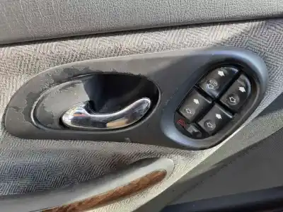 Sloopvoertuig ford mondeo berlina (gd) ghia van het jaar 1999 aangedreven ngd