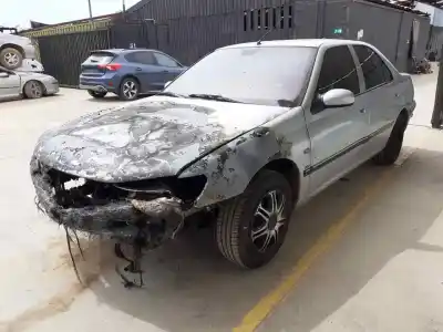 Sloopvoertuig peugeot 406 berlina (s1/s2) srdt van het jaar 2003 aangedreven rhz