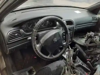 Sloopvoertuig peugeot 406 berlina (s1/s2) srdt van het jaar 2003 aangedreven rhz