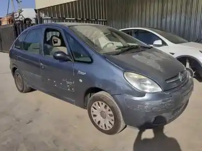 Sloopvoertuig citroen xsara picasso (n68) 1.6 van het jaar 2005 aangedreven nfv
