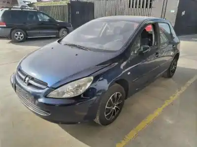 Sloopvoertuig peugeot 307 (s1) xr clim van het jaar 2003 aangedreven rhy