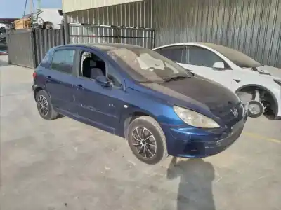 Sloopvoertuig peugeot 307 (s1) xr clim van het jaar 2003 aangedreven rhy