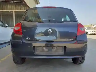 Veículo de Sucata renault clio iii confort dynamique do ano 2006 alimentado k9kt7