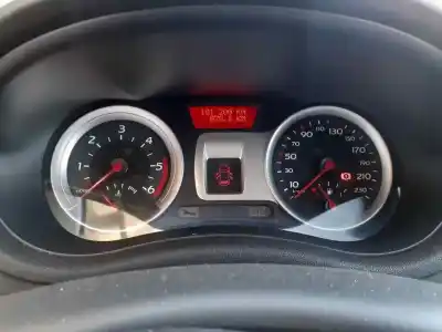 Veículo de Sucata renault clio iii confort dynamique do ano 2006 alimentado k9kt7