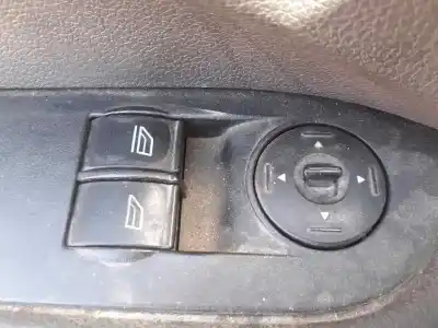 Здавання транспортного засобу ford focus c-max (cap) trend (d) року 2005 потужний g6da