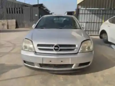 Vehicul casat OPEL VECTRA C BERLINA  al anului 2004 alimentat Z19DT