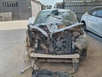 Здавання транспортного засобу CITROEN C4 LIM.  року 2014 потужний 8F01