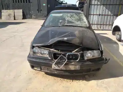 Здавання транспортного засобу BMW SERIE 3 BERLINA (E36)  року 2000 потужний 256T1