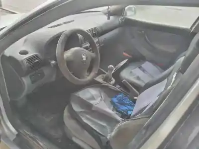Здавання транспортного засобу seat leon (1m1) signo року 2000 потужний agr