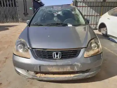 Veicolo di demolizione HONDA CIVIC BERLINA 5 (EU7/8)  dell'anno 2005 alimentato D16V1