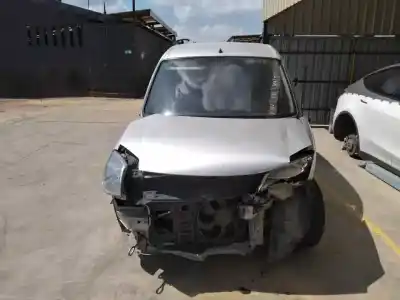Veicolo di demolizione CITROEN BERLINGO  dell'anno 2004 alimentato WJY