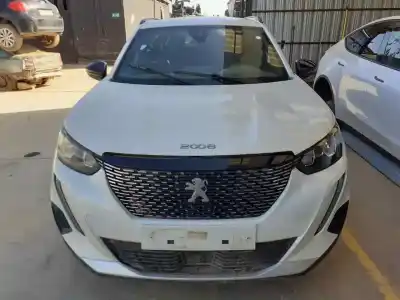 Verschrottungsfahrzeug PEUGEOT 2008 (P1)  des Jahres 2023 angetrieben YHZ / DV5RC