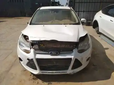 Veicolo di demolizione FORD FOCUS LIM. (CB8) Edition dell'anno 2014 alimentato M1DA
