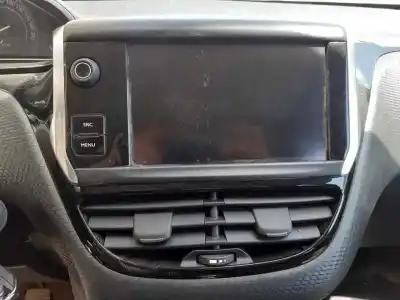 Scrapping Vehicle peugeot 2008 (--.2013->) allure of the year 2018 powered hn05