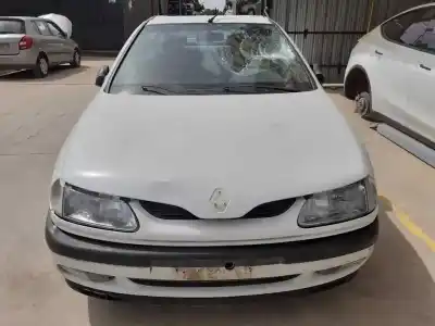 Утилизация автомобиля RENAULT LAGUNA (B56)  года 1994 питание F3P