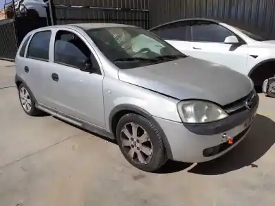 Здавання транспортного засобу opel corsa c club року 2003 потужний z12xe