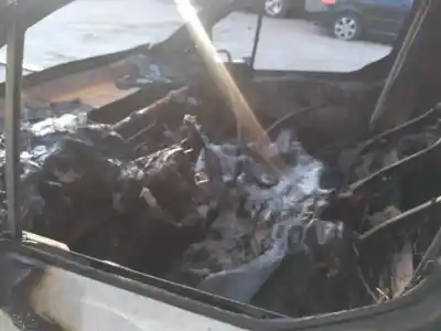 Vehicul casat ford transit courier combi trend al anului 2019 alimentat xvga / z2ga