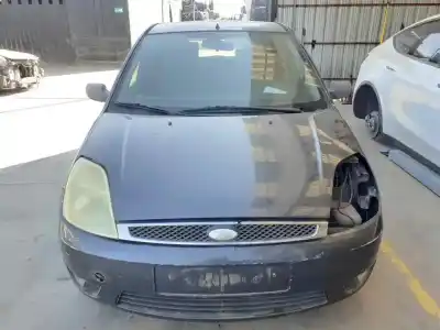 Véhicule à la ferraille FORD FIESTA (CBK)  de l'année 2003 alimenté F6JA