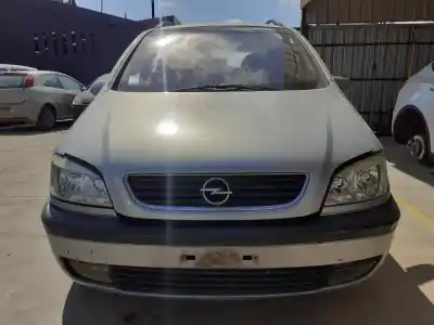 Véhicule à la ferraille OPEL ZAFIRA A  de l'année 2002 alimenté Y20DTH