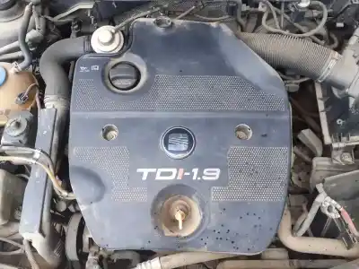 Здавання транспортного засобу seat leon (1m1) signo року 2001 потужний asv