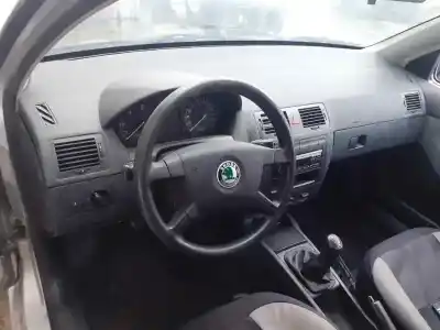 Veículo de Sucata skoda fabia (6y2/6y3) comfort do ano 2003 alimentado asy