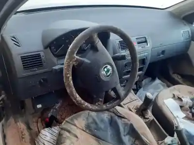 Scrapping Vehicle skoda fabia (6y2/6y3) comfort of the year 2003 powered azf